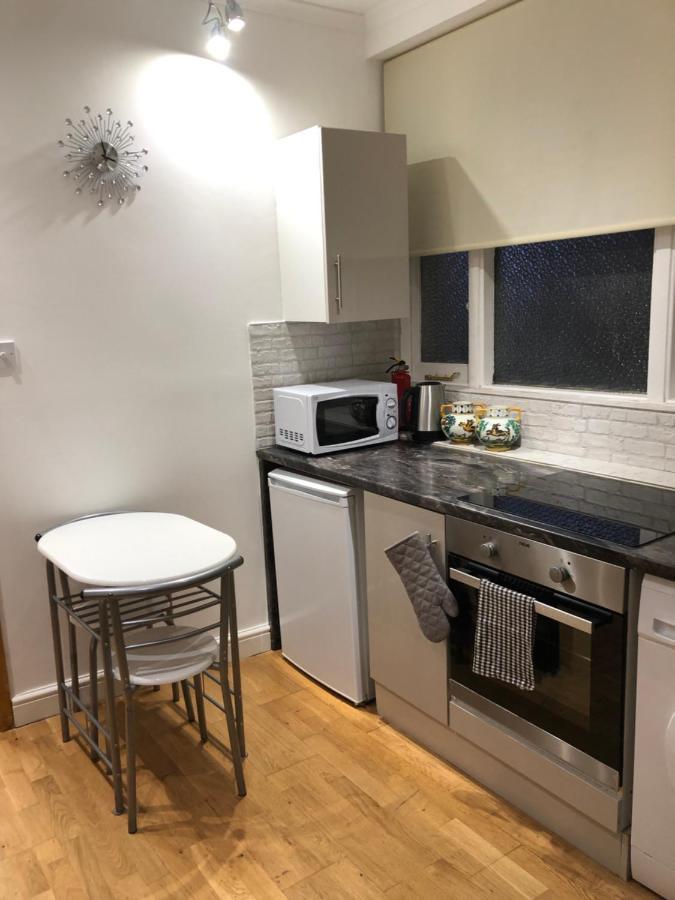 Modern Apartment In Twickenham Highstreet Ngoại thất bức ảnh